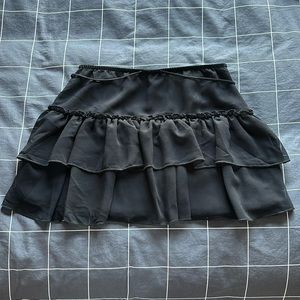 target black ruffled skirt, women's small